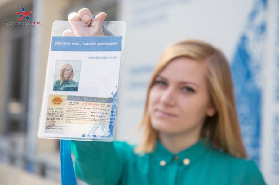Hướng dẫn thủ tục đổi hộ chiếu mới khi visa vẫn còn hạn trong hộ chiếu cũ
